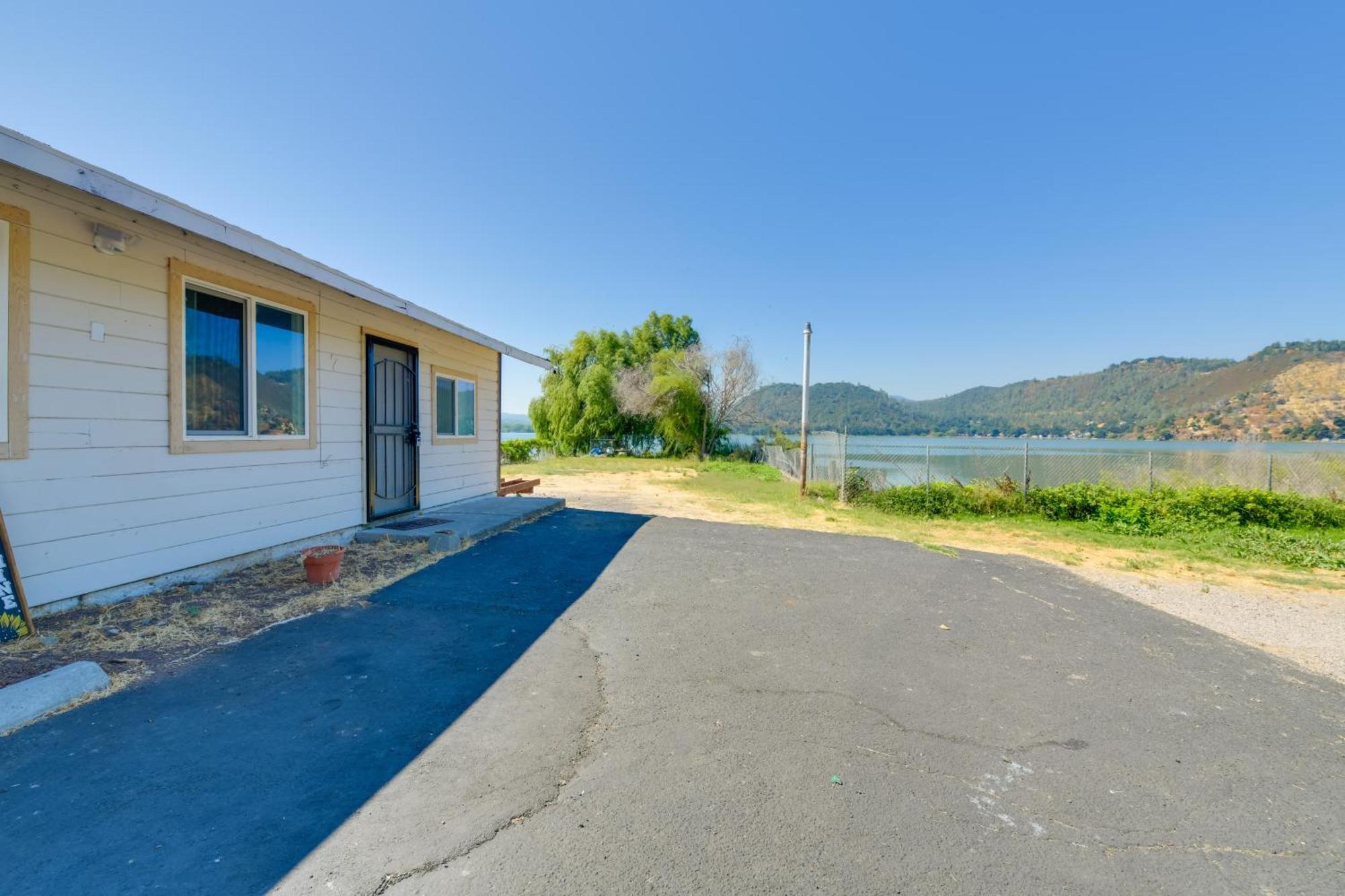 End Unit With Clear Lake Access In Norcal! Apartamento Clearlake Exterior foto